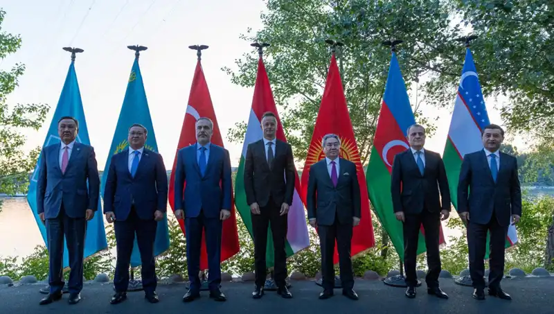 Fidan, Budapeşte'de Dışişleri Bakanları Toplantısında Stratejik Gündemi Belirledi