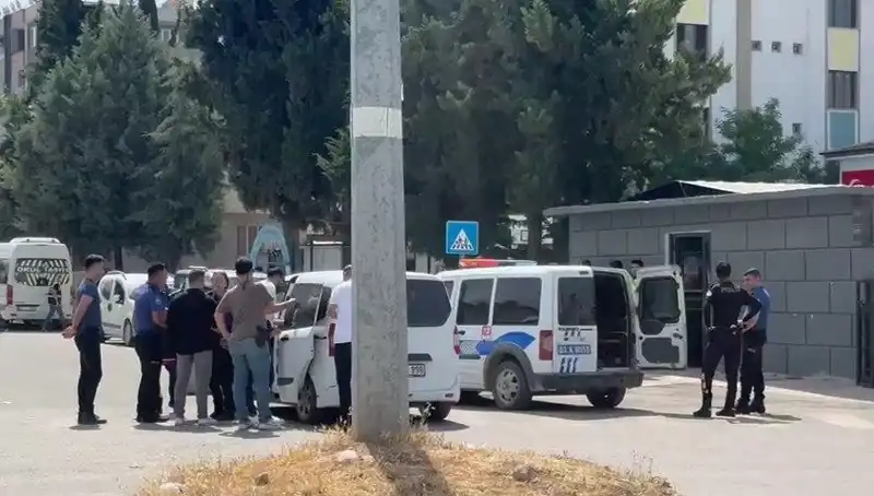 Adliye Önünde Aileler Arasında Gergin Anlar: 5 Yaralı, 7 Gözaltı!
