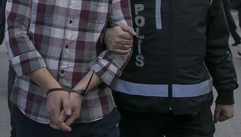 16 Yıl Hapisle Aranan Kaçak, Kayseri’de Teslim Oldu