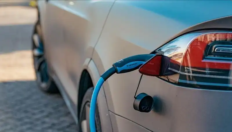 Elektrikli Araç Taleplerindeki Düşüş: Nedenleri ve Gelecek Senaryoları