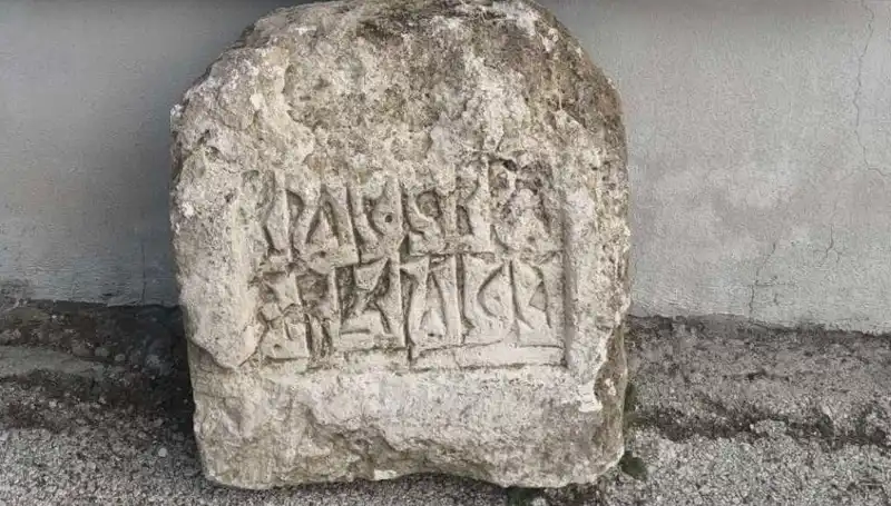 Adana'da Tarihi Eser Operasyonu: Kaçakçılar Yakalandı