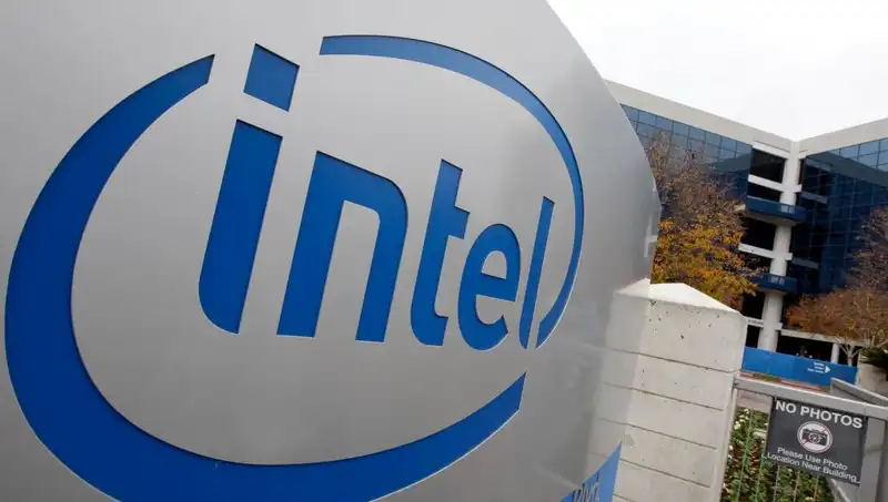 ABD Hükümetinin Intel Hisselerine 8.9 Milyar Dolar Yatırımı: Ekonomik Etkiler ve Gelecek Beklentileri