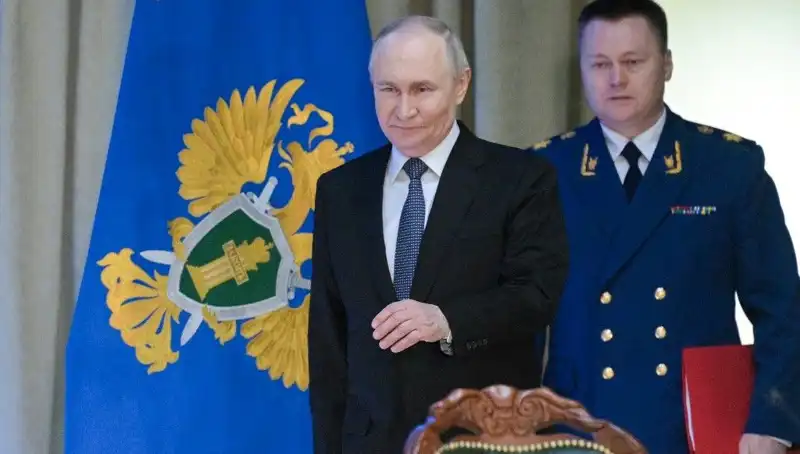 Putin'den Şok Açıklama: "Ya Rus Olun Ya Terk Edin" Süresi Sınırlı