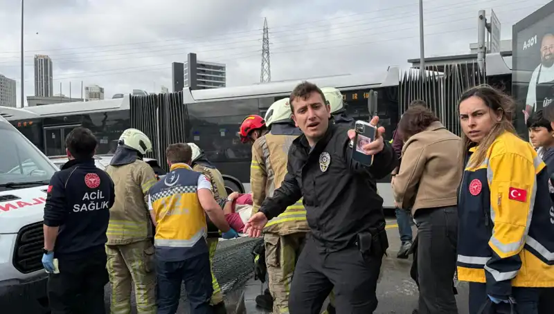 Metrobüs Faciası: Seferler Durduruldu, Ölü ve Yaralı Sayısı Artıyor