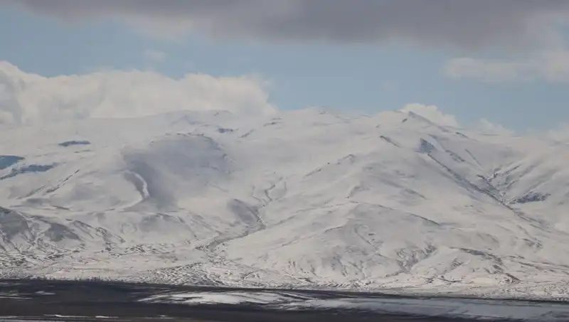 Türkiye'nin Dört İline Kar Yağışı ve Soğuk Hava Ulaştı