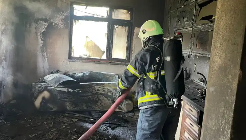 Yangın, Restoranın Mutfak Bölümünü Kül Etti: Olayın Ayrıntıları