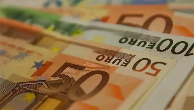 Euro, Tüm Zamanların Zirvesinden Gerilemeye Başladı! Nedenleri Nelerdir?