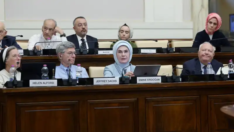 Emine Erdoğan'dan Vatikan'da Global Adalet Vurgusu: "Dünya 5'ten Büyüktür"