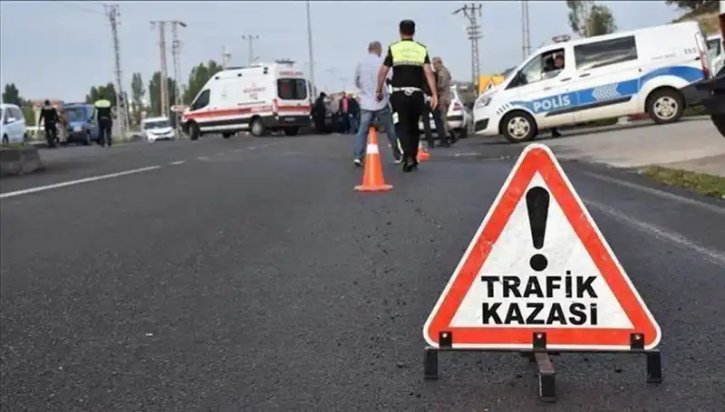 Tekirdağ'da Otomobil Kazası: Kontrolden Çıkan Araç Bariyere Çarptı, Bir Kişi Hayatını Kaybetti