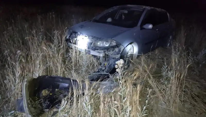 Burdur’da Otomobil Tarlaya Uçtu: İki Yaralı inşallah Durumu İyi Olur!