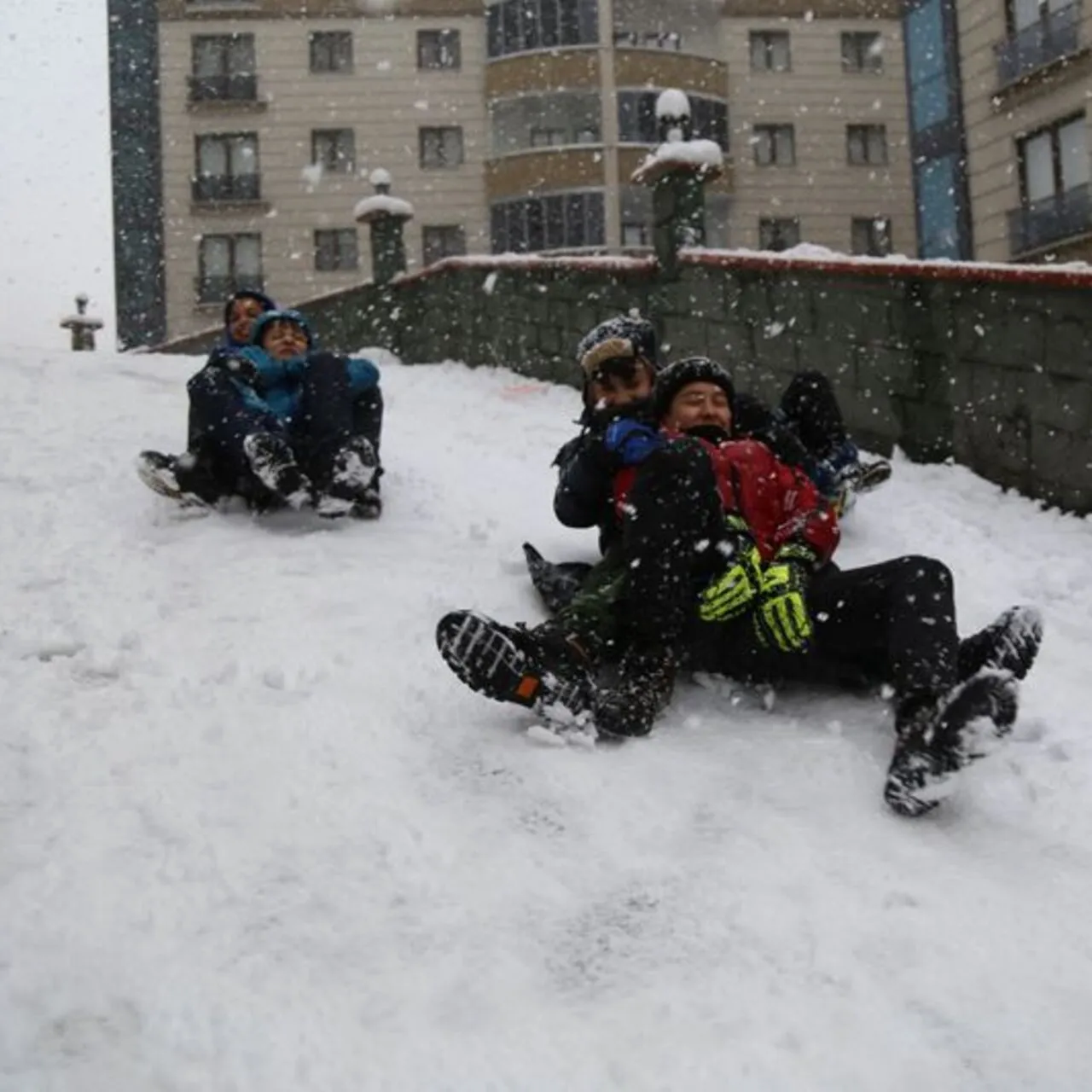 Olumsuz Hava Koşulları Nedeniyle İki İlde Okullar Tatil Edildi