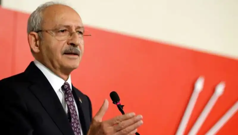 Kemal Kılıçdaroğlu: Kurultay Kararına Destek Açıklamasıyla Dikkat Çekti
