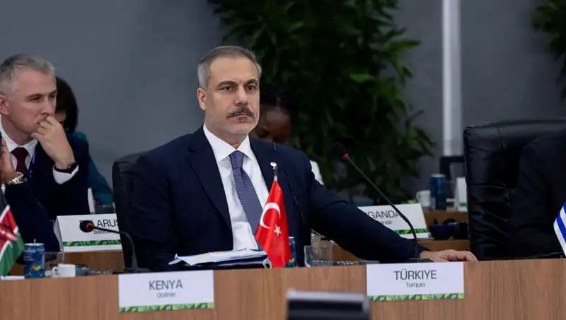 BRICS Zirvesi'nde Yapay Zeka Uyarısı: Bakan Fidan'dan Önemli Mesajlar