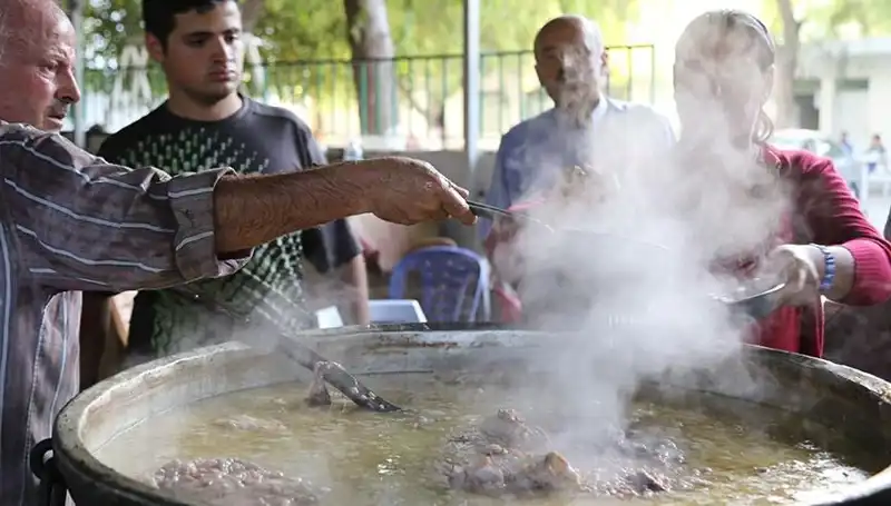 Gadir-i Hum Bayramı: Dini ve Kültürel Anlamı ile Kutlama Mesajları